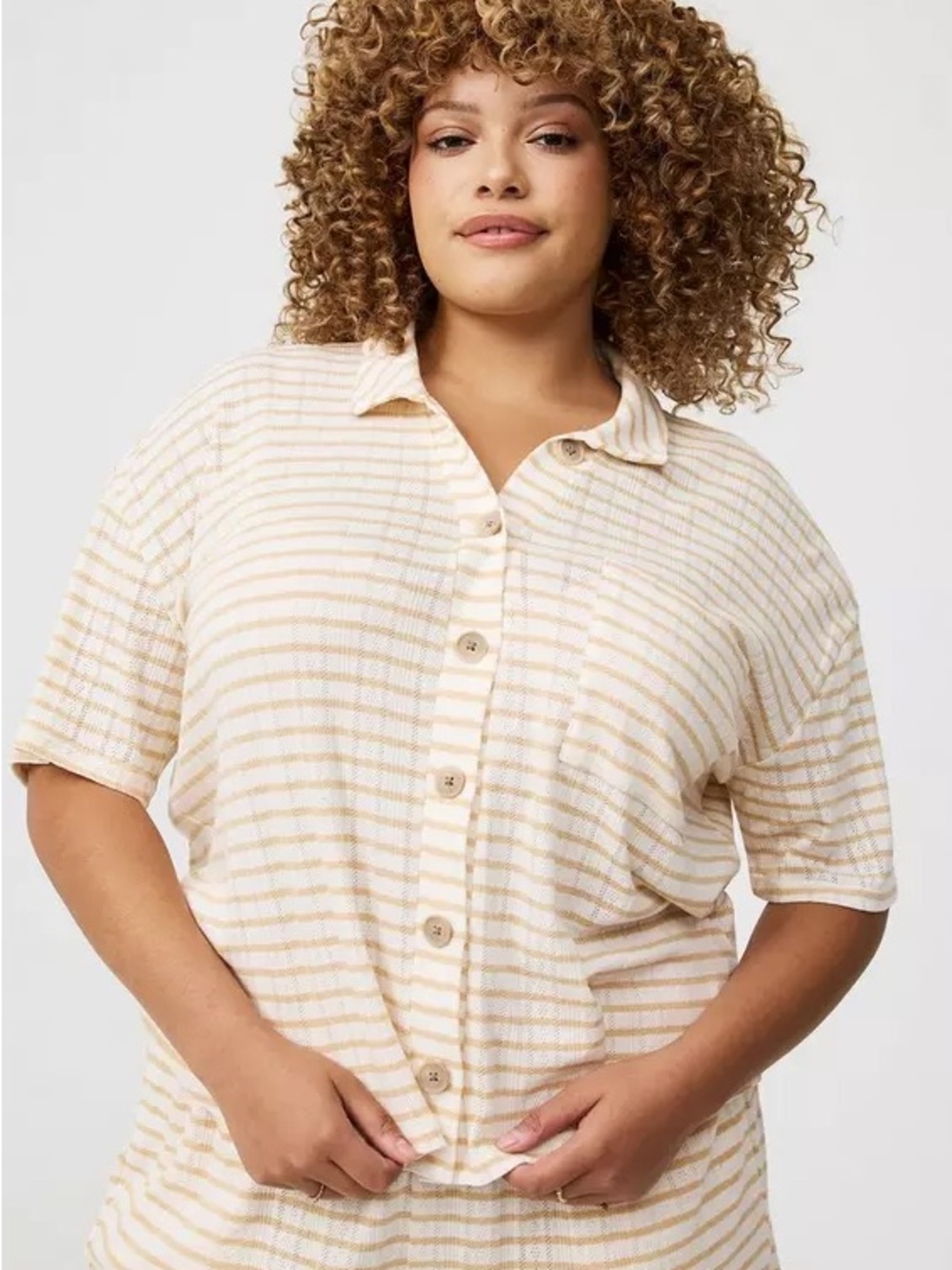 Torrid Collared Crop Top - Picture 3 of 9